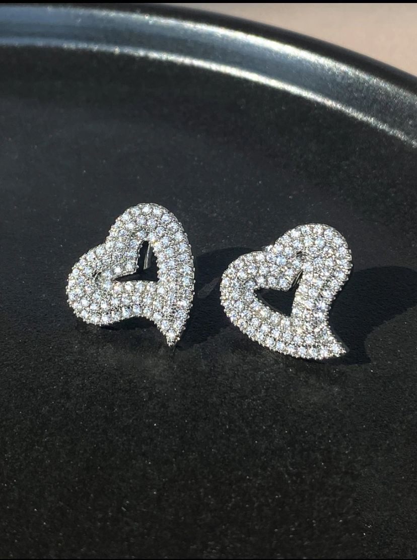 Ear Ring 2